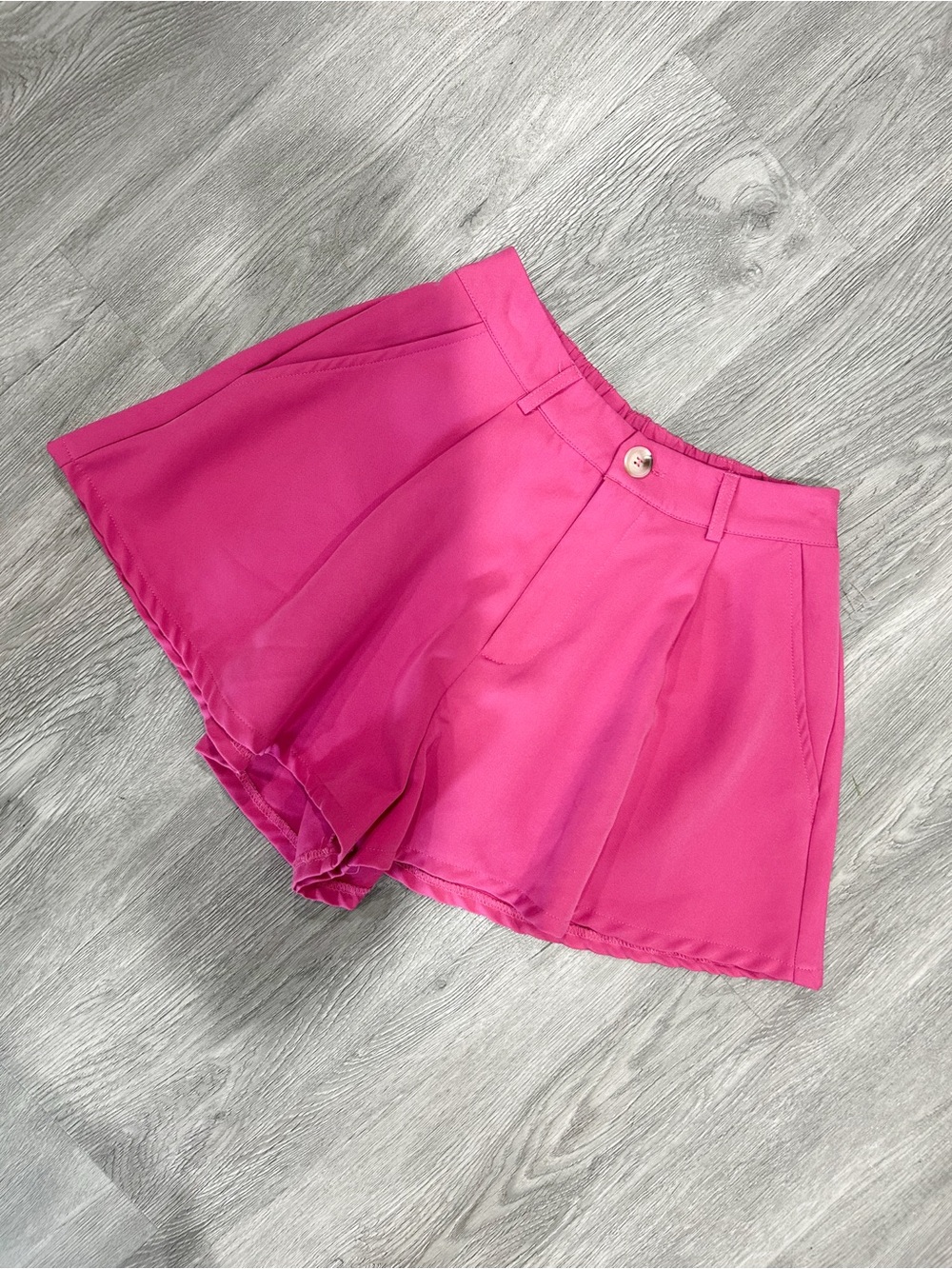 High-Waist Pleated Hot Pink Women's Shorts